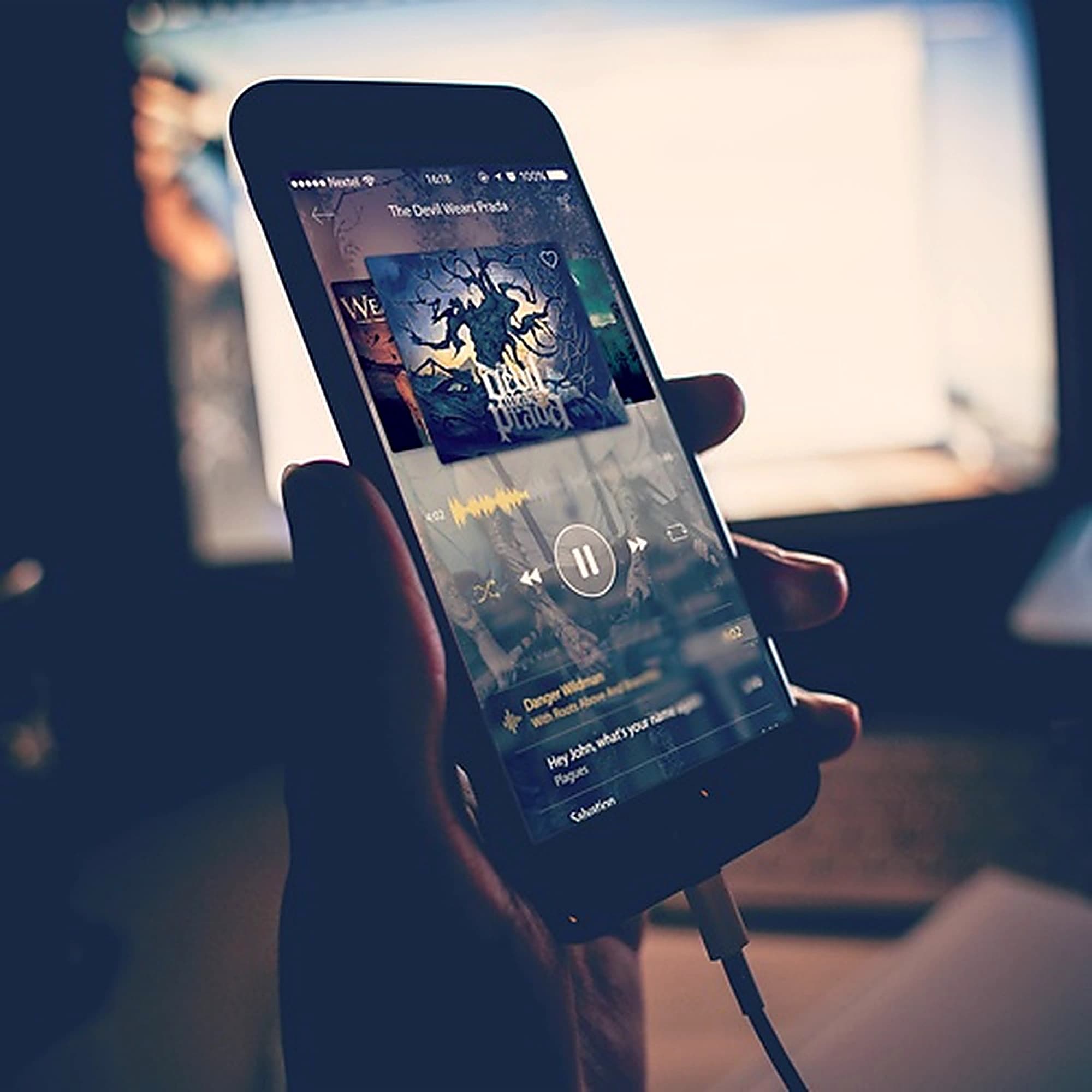 777 · iOS App